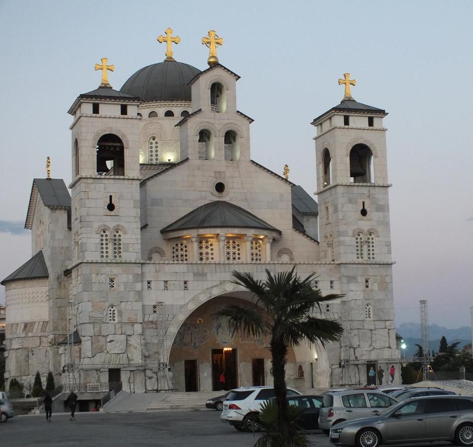 Apartment Temple Подгориця Екстер'єр фото